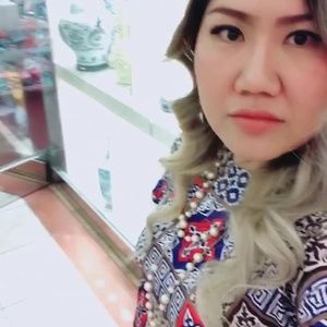 Meet your Posher, Cherry